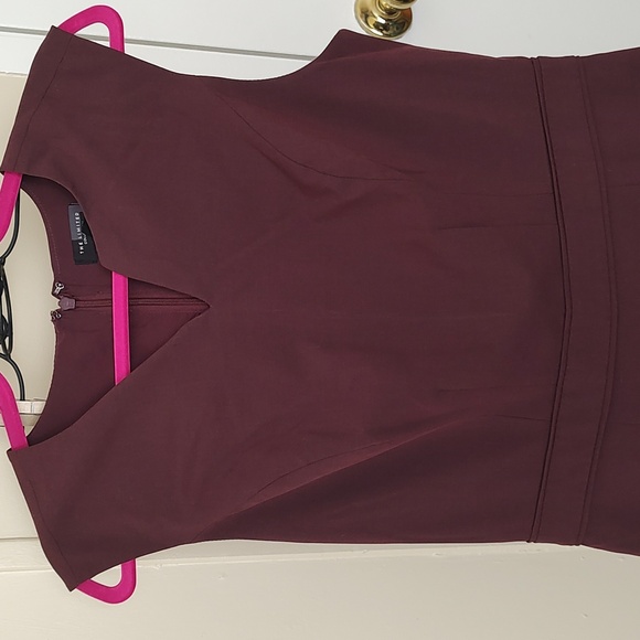 Dress - Picture 2 of 4